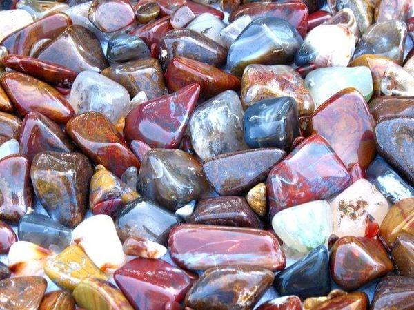 Cự Giải hợp với cung nào và đá màu gì?